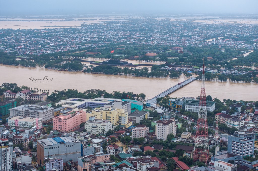 hue_lu lut hue_hue ngap lut_thientai_luluthue_phat giao hue45.jpg